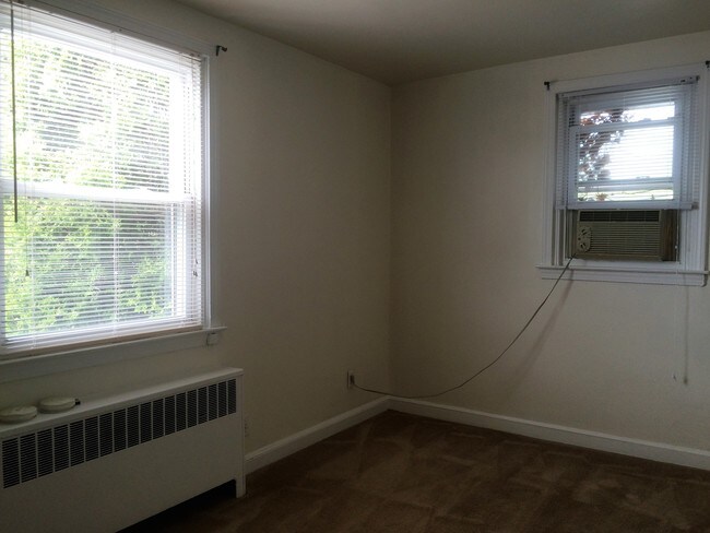 Bedroom - 3301 Indian Queen Ln