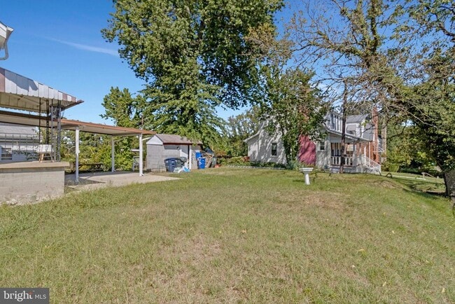 Building Photo - 2140 32nd St SE