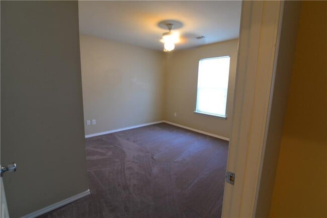 Building Photo - Beautiful Forney home!