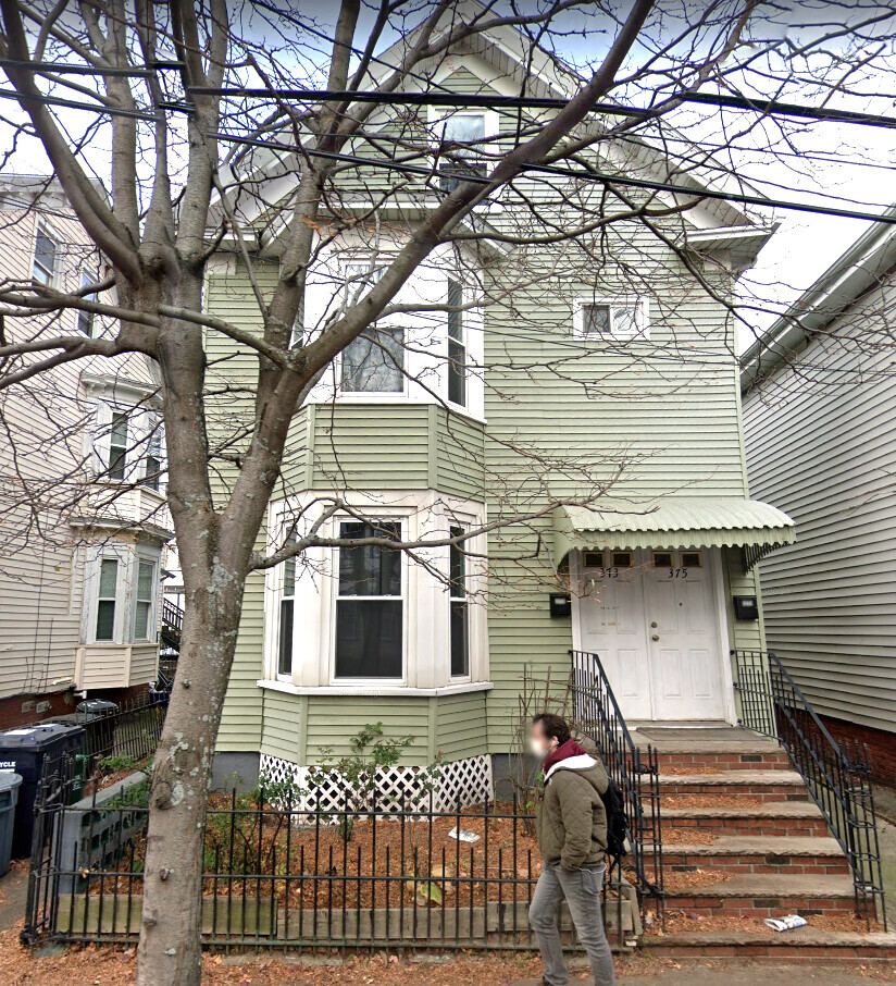 Building Photo - 377 Prospect St