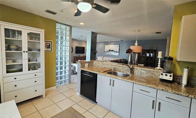 Building Photo - 3544 Magellan Cir