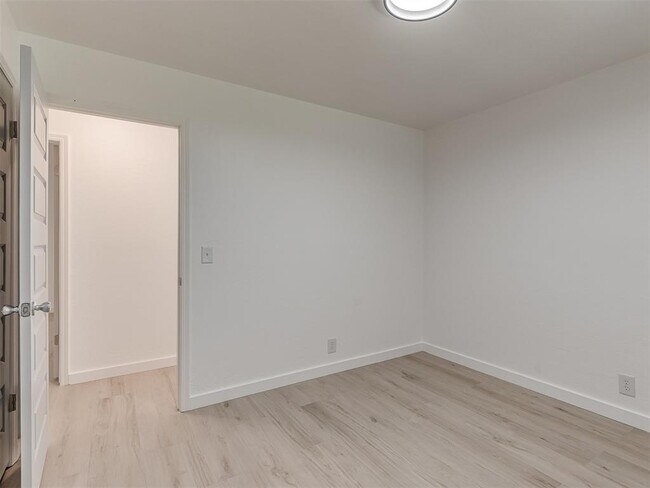 Building Photo - 1305 Apollo Rd