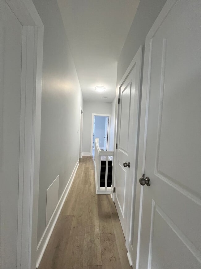 Building Photo - New Rehabbed 3bed/1.5bath in Grays Ferry