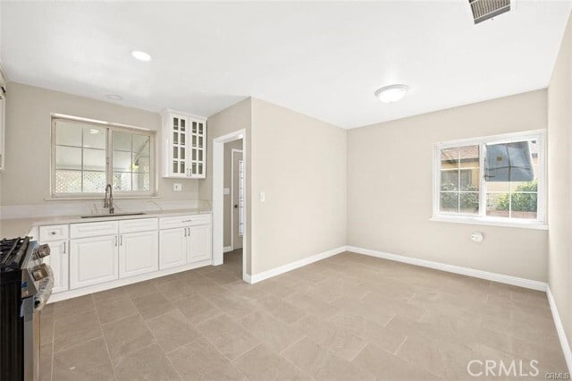 Building Photo - 270 S Burton Ave