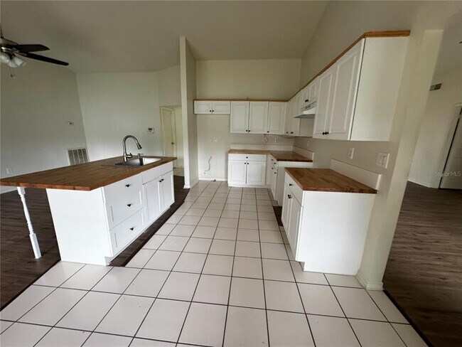 Building Photo - 2378 Comerwood Dr