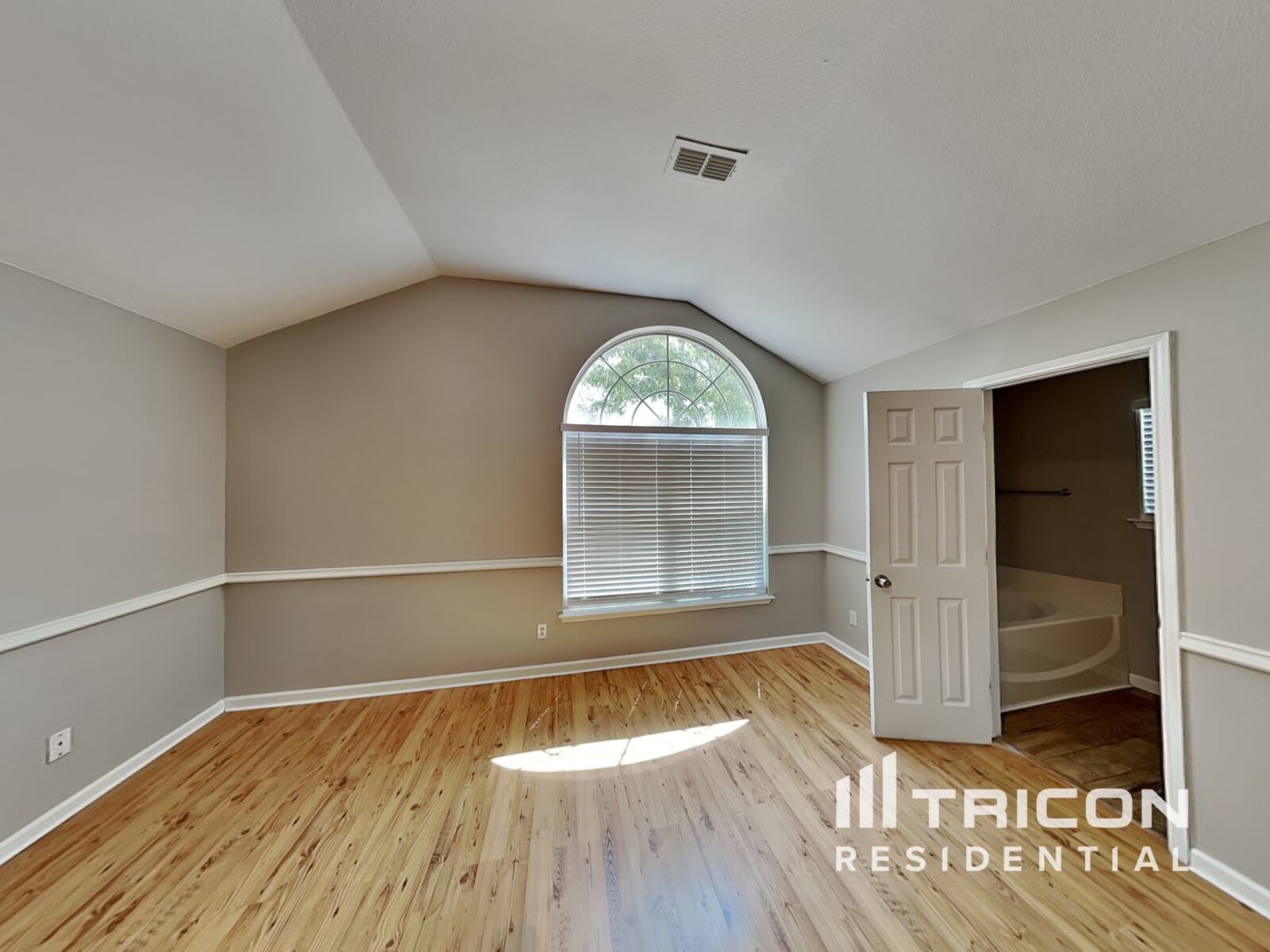 Building Photo - 1575 Wildflower Dr