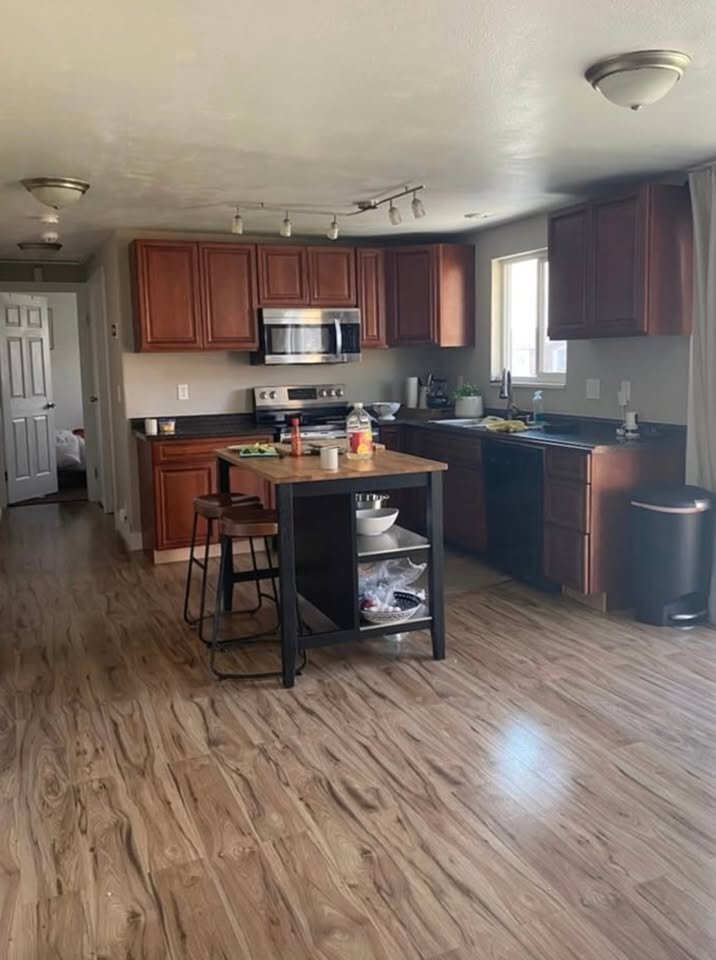 Building Photo - 1056 W 360 S
