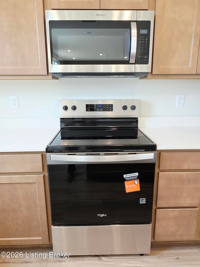 Building Photo - 11144 Castlebrook Dr