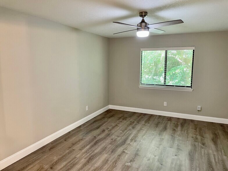 Building Photo - 56 Wildwood Trl