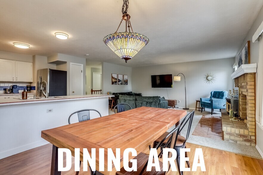 Building Photo - 3149 N Oak Cir