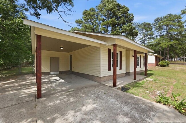 Building Photo - 6791 Seaford Dr