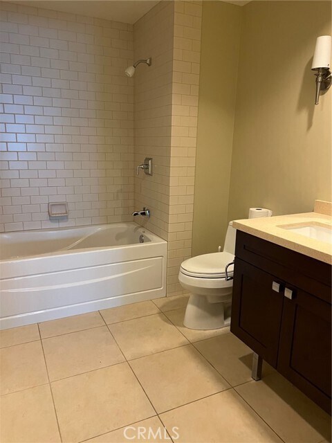 Building Photo - 920 Granite Dr