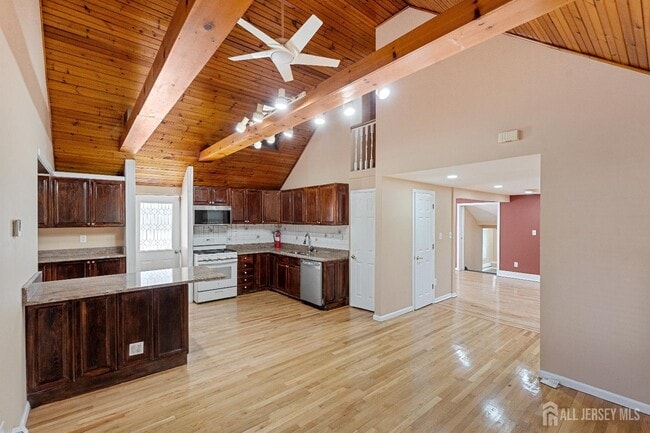 Building Photo - 3850 NJ-27