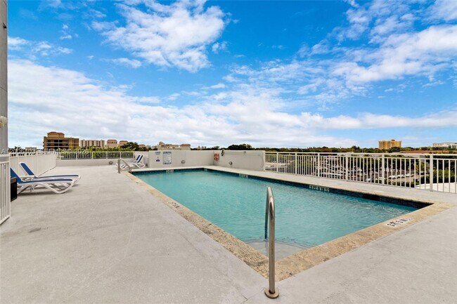 Building Photo - 60 NW 37th Ave