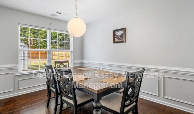 Building Photo - 5047 Mt Hope Dr