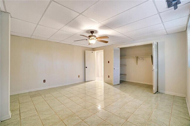 Building Photo - 648 Cativo Dr SW