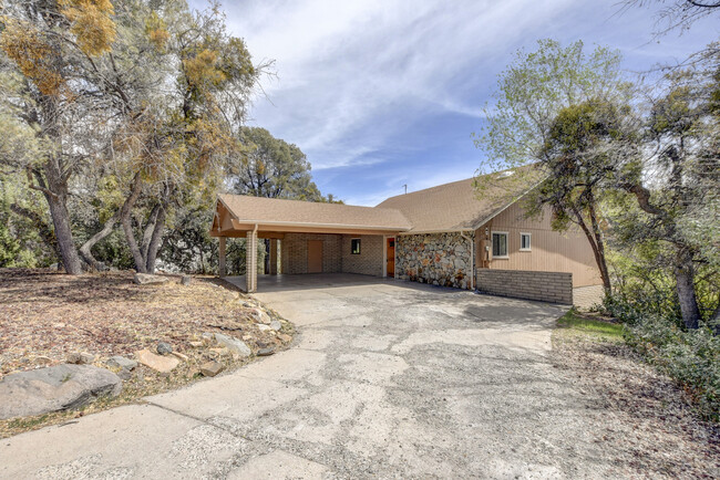 Primary Photo - Beautiful home in Yavapai Hills!