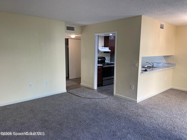 Building Photo - 119 San Paulo Cir