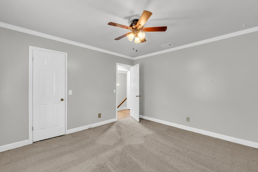 Building Photo - 1609 Chickasaw Dr