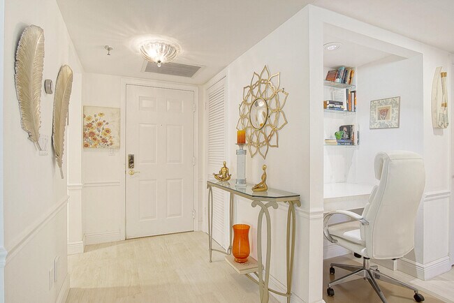 Building Photo - 2400 S Ocean Dr