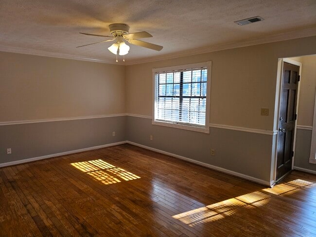 Building Photo - 3126 Caliente Ln