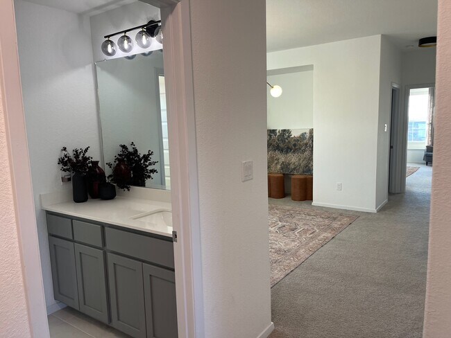 Building Photo - 5713 Respinto Dr
