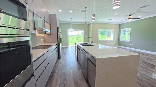 Building Photo - 1835 Brentwood Ct