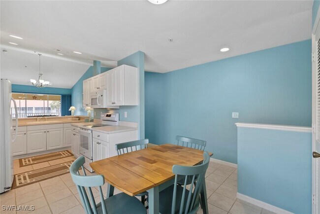 Building Photo - 4970 Deerfield Way