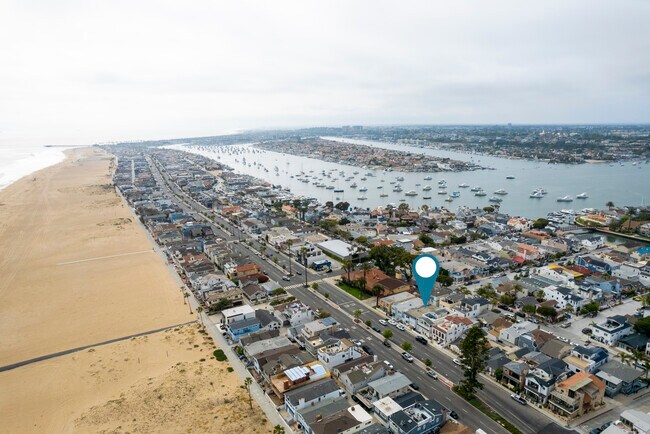 Building Photo - 116 E Balboa Blvd