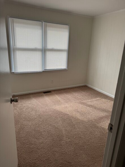 Building Photo - 2106 Rouse Rd