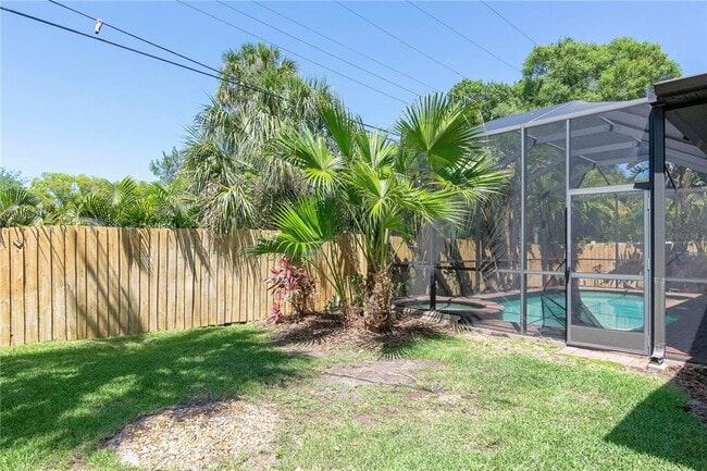 Building Photo - 4417 W Kensington Ave