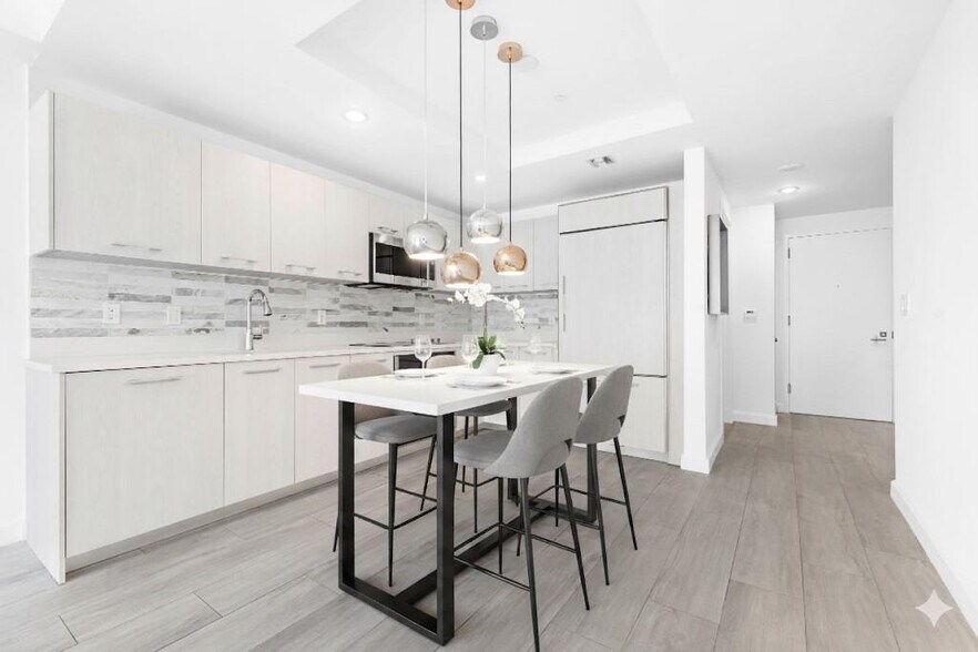 Building Photo - 55 SW 9th St