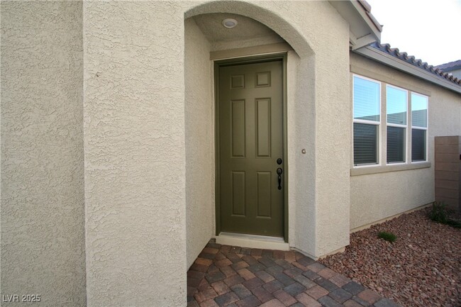 Building Photo - 4275 Tarim St