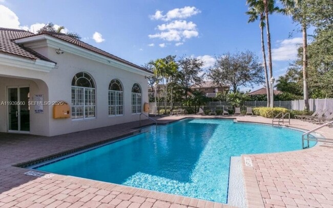 Building Photo - 3779 Pebblebrook Ct