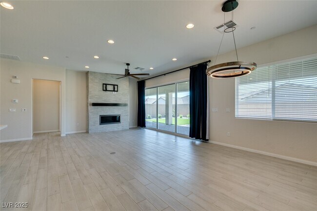 Building Photo - 10973 Krista Leigh Ave