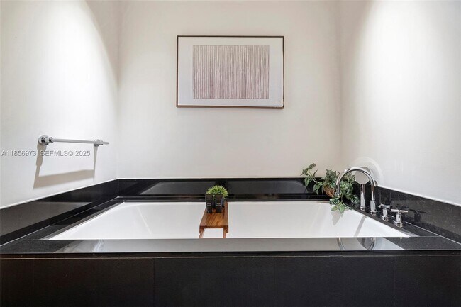 Building Photo - 101 20th St