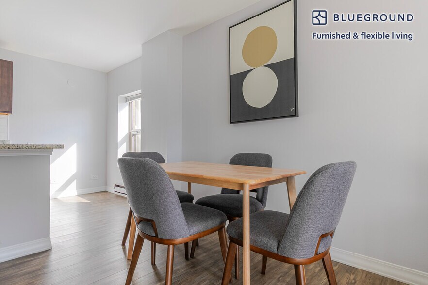 Building Photo - 8 W Chestnut St