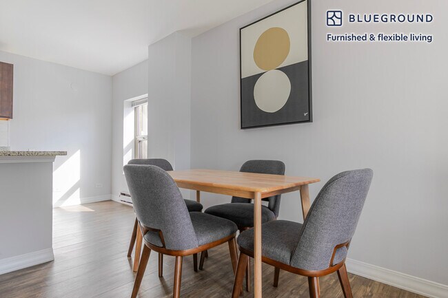 Building Photo - 8 W Chestnut St