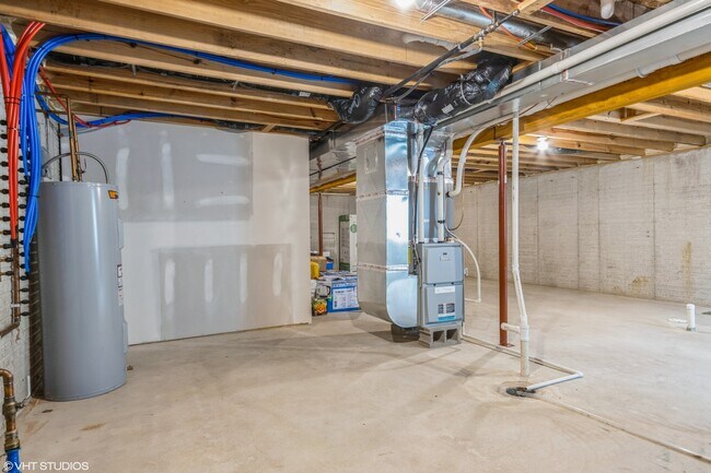 Building Photo - 3802 Slate Dr