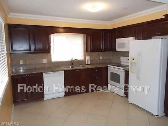Building Photo - 7737 Tamara Lee Ct