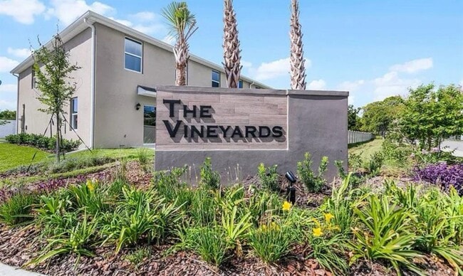 Building Photo - 528 Zinfandel Dr