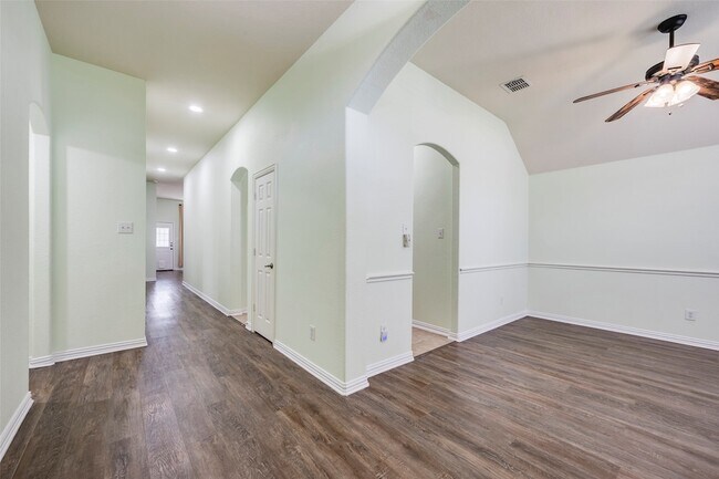 Building Photo - 12305 Durango Root Dr