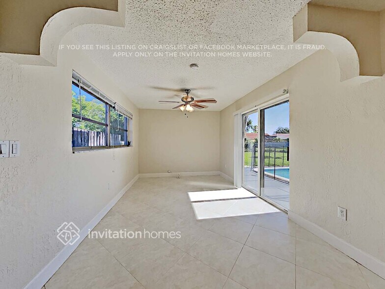 Building Photo - 9558 NW 19th Pl