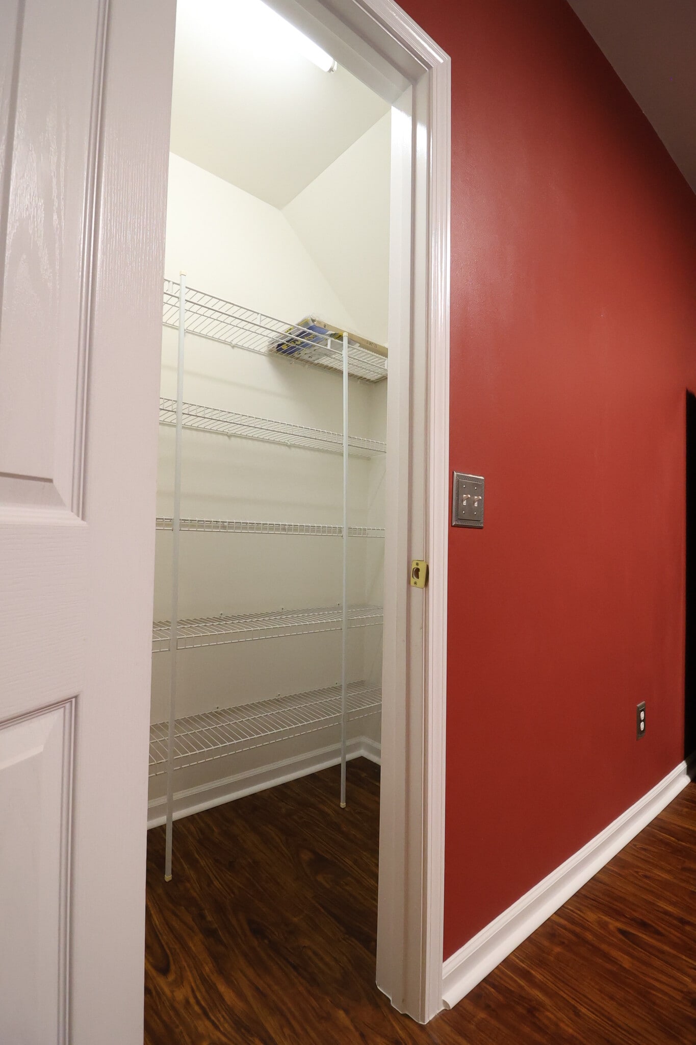 Building Photo - 10979 Princeton Village Dr