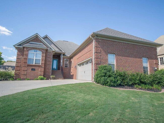 Building Photo - Luxury Living in Canebrake – Spacious, Stylish & Perfectly Located!