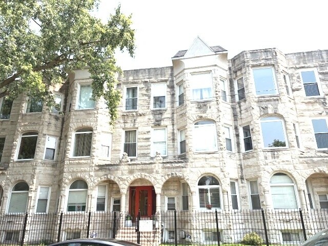 Primary Photo - 6553 S University Ave