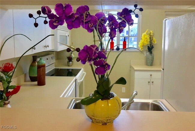 Building Photo - 8342 Bernwood Cove Loop