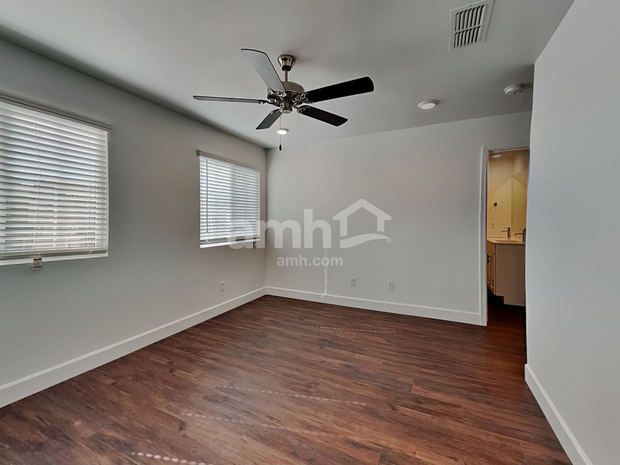 Building Photo - 17116 W Townley Ave