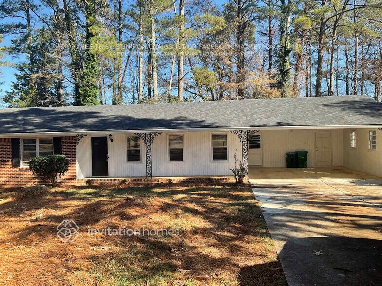 Primary Photo - 686 Rollingwood Pl