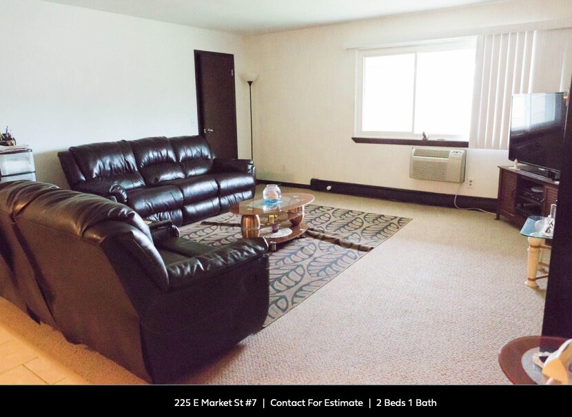 Super large Living Room - 225 E Market St